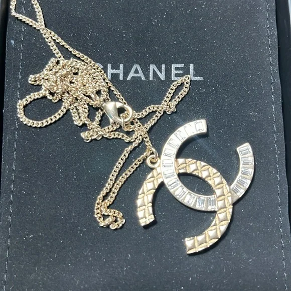 Trade - Picture 10 of 12